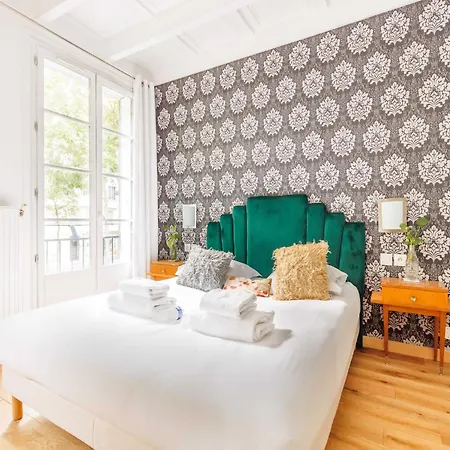 Superb - 2 Bdr 4 P - Pont De Grenelle *