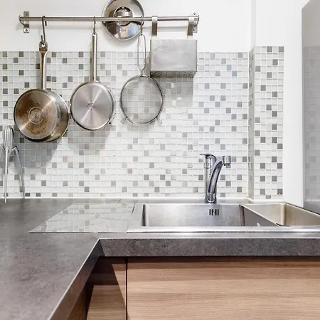 Superb - 2 Bdr 4 P - Pont De Grenelle