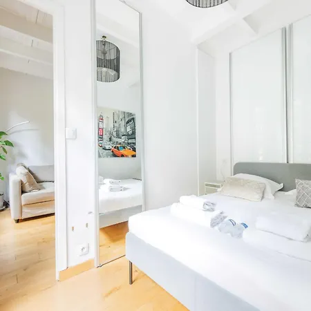 Superb - 2 Bdr 4 P - Pont De Grenelle Párizs