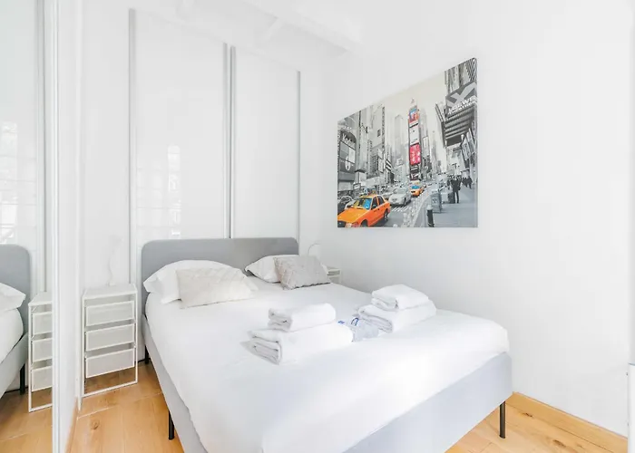 Superb - 2 Bdr 4 P - Pont De Grenelle *
