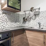 Superb - 2 Bdr 4 P - Pont De Grenelle *